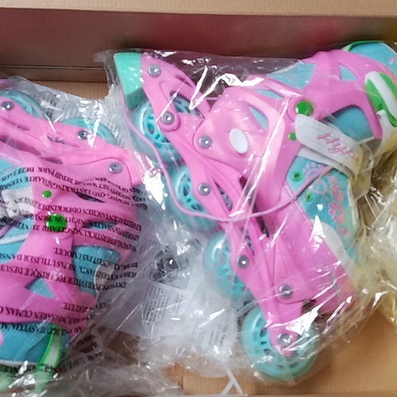 Hype Girls Rollerbkade /Skates - Picture 3 of 5